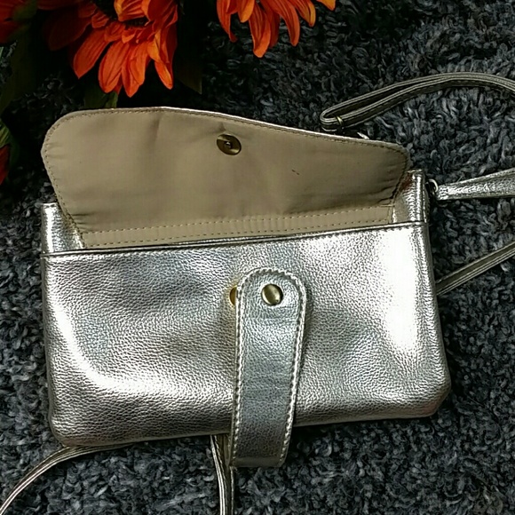 Steel level cross body bag - Picture 3 of 8